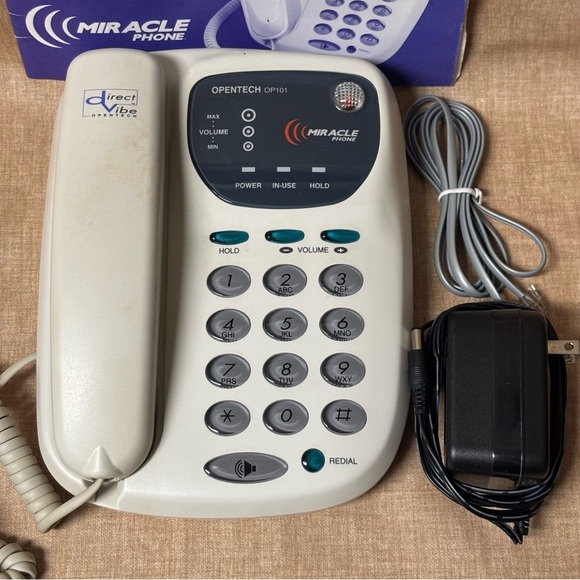 Miracle Phone OP101
Hearing Impaired Phone
Visual Ringer - Picture 2 of 5